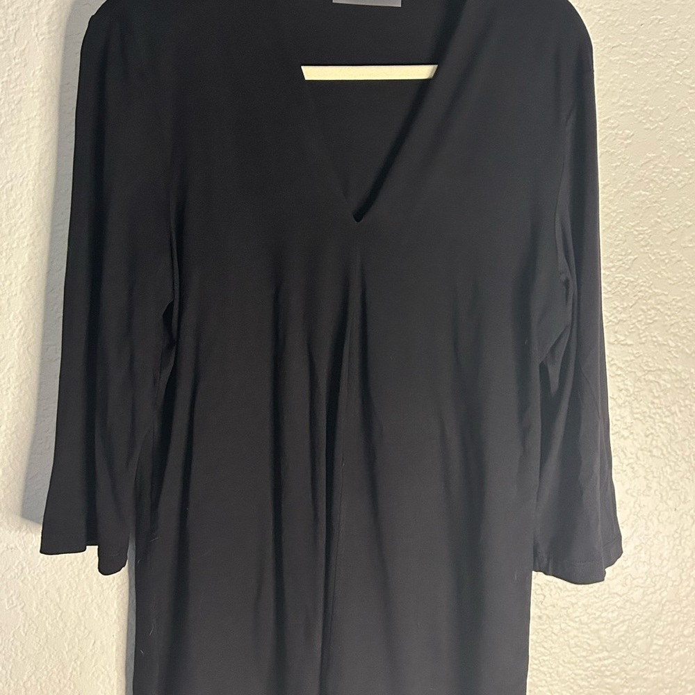 Elegant Black Alembika V-neck Women's Top